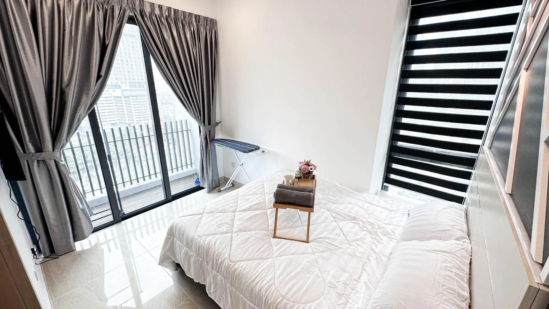 Apartment The Colony By Infinitum Best Pool View Klcc Trx Merdeka 118 Kl Tower Kuala Lumpur