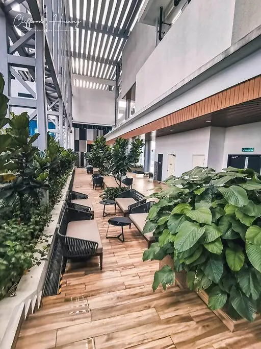 The Colony By Infinitum Best Pool View Klcc Trx Merdeka 118 Kl Tower 吉隆坡