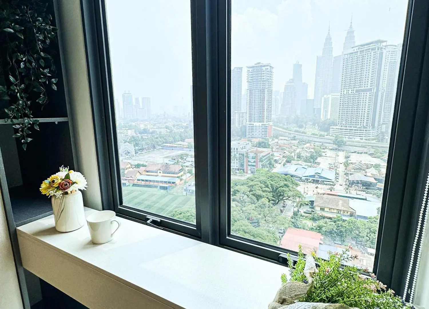 The Colony By Infinitum Best Pool View Klcc Trx Merdeka 118 Kl Tower 吉隆坡 公寓
