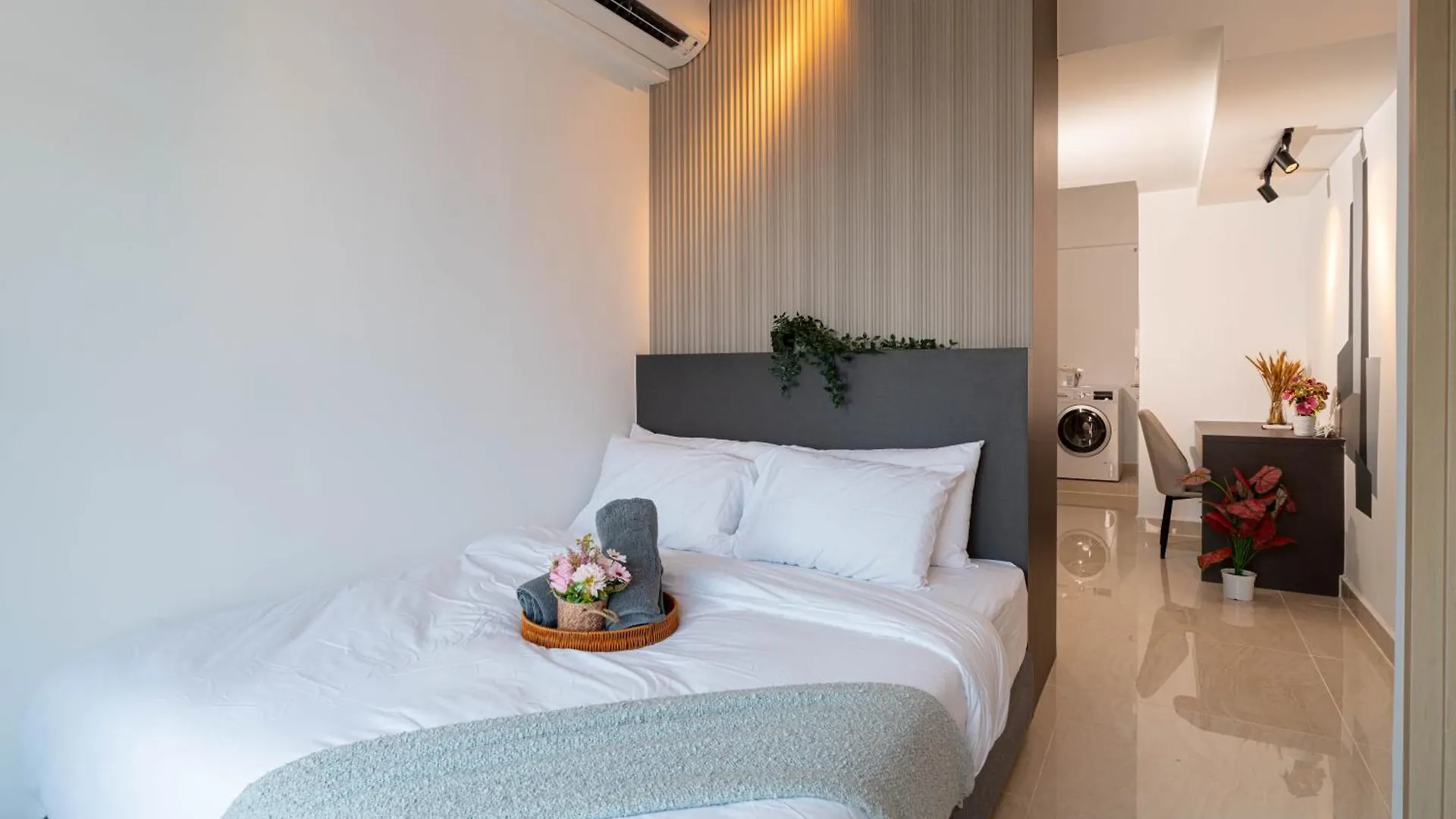 The Colony By Infinitum Best Pool View Klcc Trx Merdeka 118 Kl Tower 吉隆坡 0*,  马来西亚