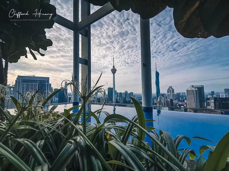 The Colony By Infinitum Best Pool View Klcc Trx Merdeka 118 Kl Tower 쿠알라룸푸르